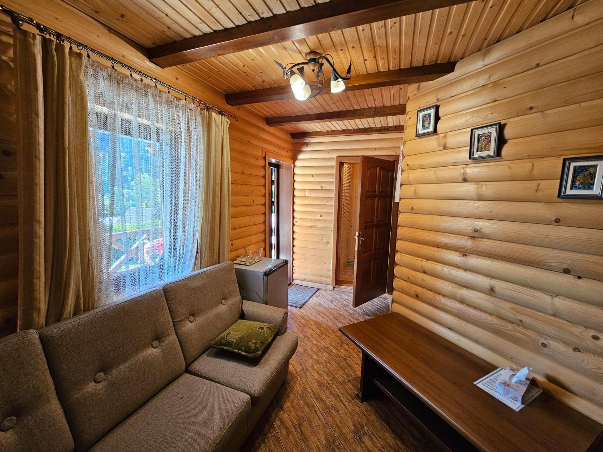 Guesthouse Kolo Druziv Tatariv Exterior photo